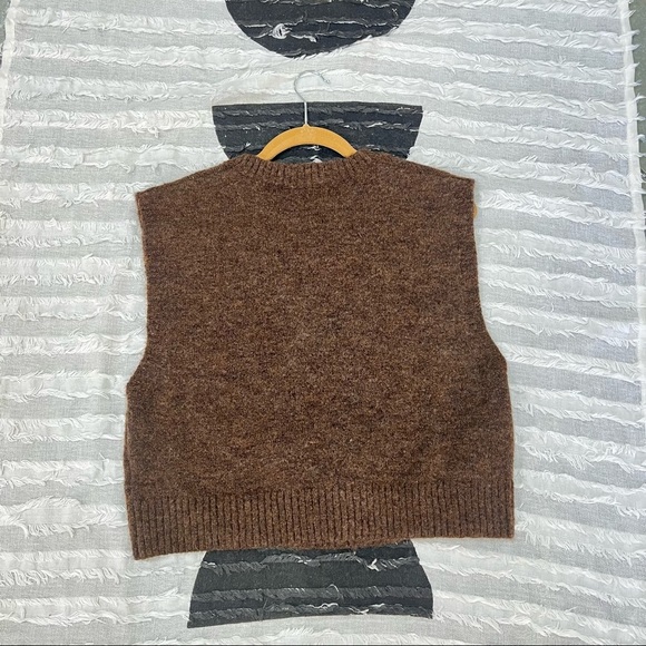 Cider Women’s Size M Wool Alpaca Brown Pear Sweater Vest V Neck Collegiate Tank - Picture 8 of 11